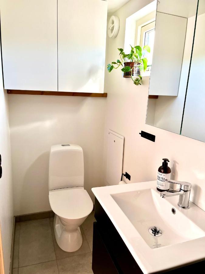 Neptuni Bed And Kitchen Villa Varberg Luaran gambar